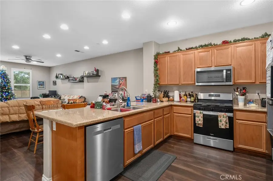 15723 Parkhouse, Fontana, CA 92336 - Image #3