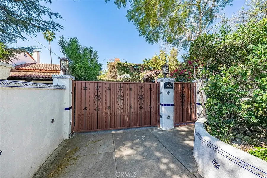 2393 Allen Avenue, Altadena, CA 91001 - #2