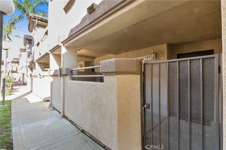 1215 N San Gabriel #107, Azusa, CA 91702 - #2