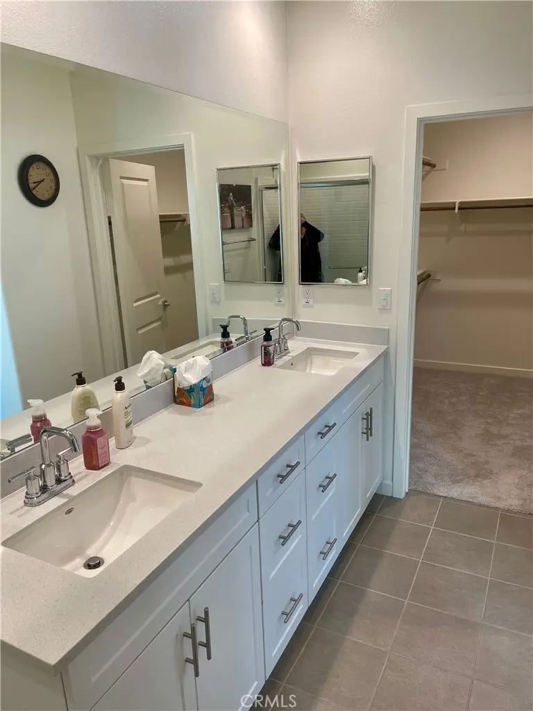 16040 Jamie Lane #8, Fontana, CA 92336 - Image #3