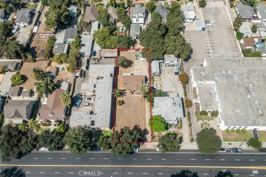 823 N Orange Grove Boulevard, Pasadena, CA 91103 - #3