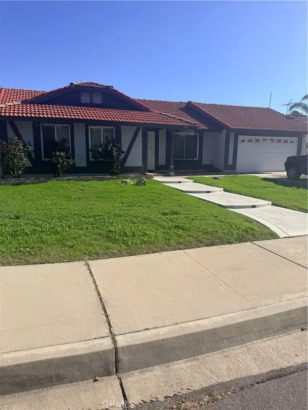 909 S Vine Avenue, Bloomington, CA 92316