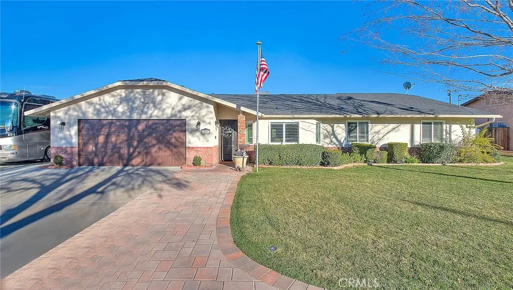 7821 Lyons, Hesperia, CA 92345 - #1