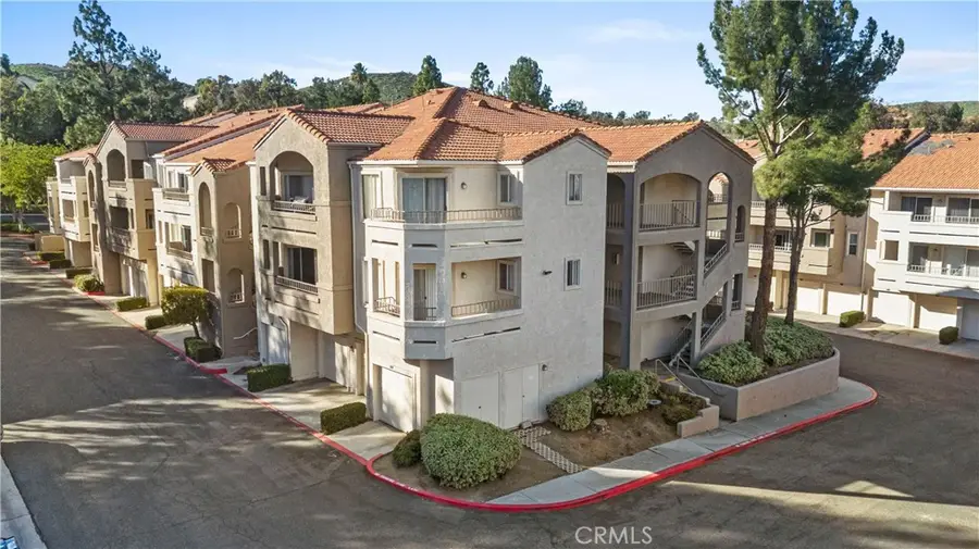 1980 Las Colinas #208, Corona, CA 92879 - Image #2