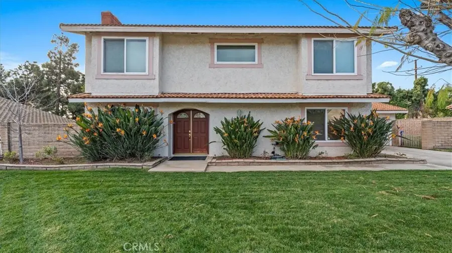 1613 Erin Avenue, Upland, CA 91784 - #2