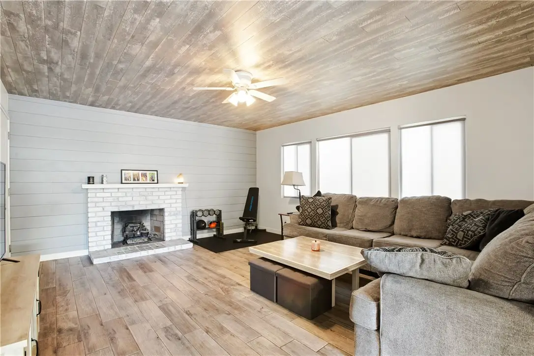 207 E Morningside Street, Long Beach, CA 90805 - Image #1