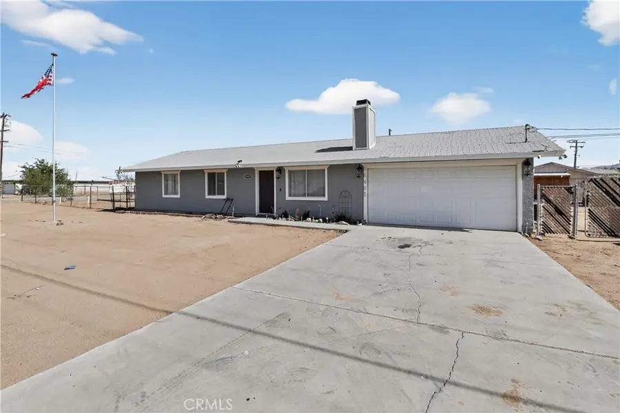 16485 Dale Evans (aztec) Parkway, Apple Valley, CA 92307 - Image #2