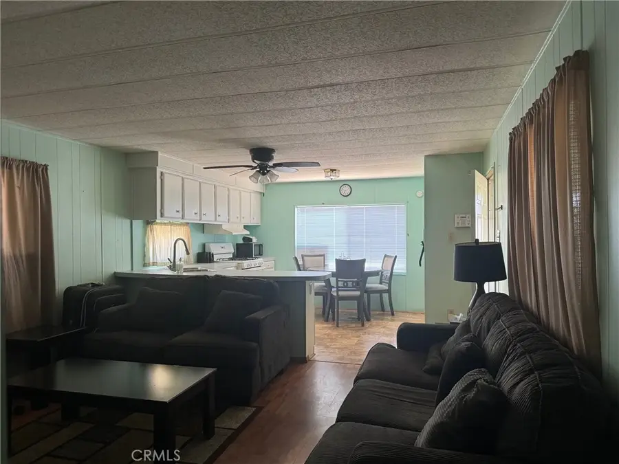 1349 W 135th Street, Gardena, CA 90247 - Image #3