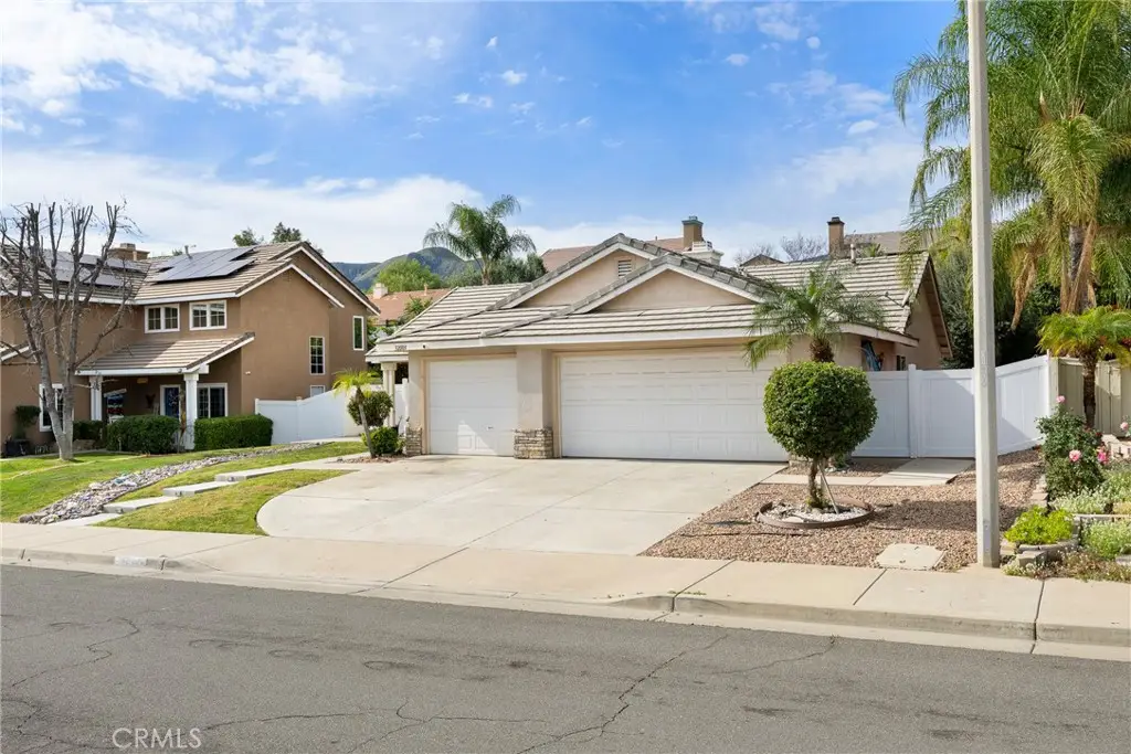 32009 Bourges, Lake Elsinore, CA 92530 - #1