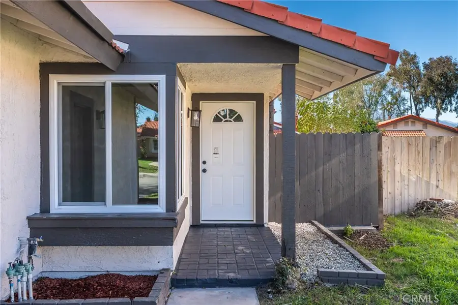 807 Santa Fe Lane, Colton, CA 92324 - #3