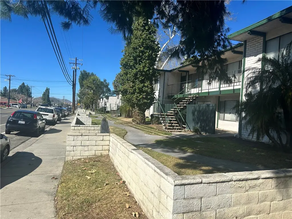 1735 E Washington #G11, Colton, CA 92324 - #1