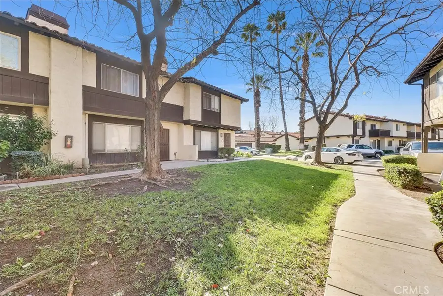 1077 Santo Antonio Drive #15, Colton, CA 92324 - #2