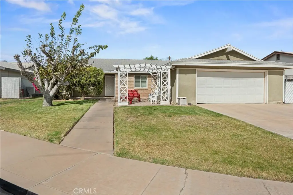1926 Lenrey Ave, El Centro, CA 92243 - #1