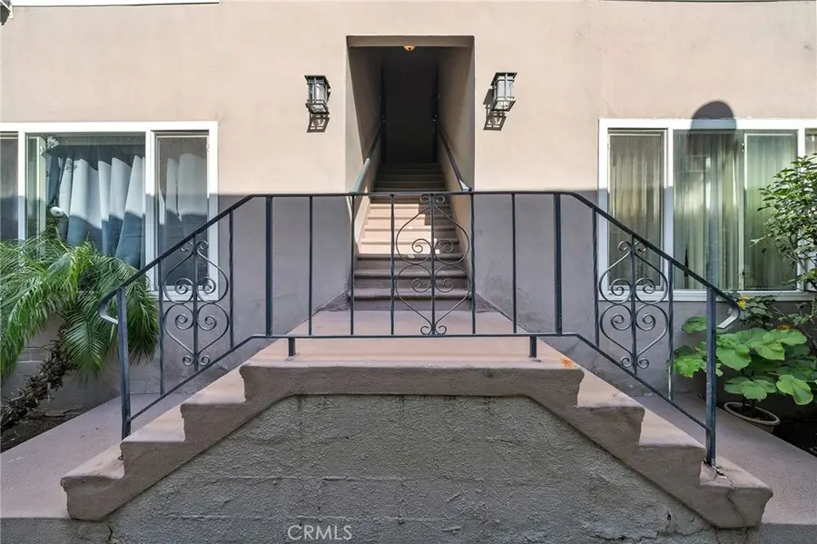 3823 Stockbridge, Los Angeles, CA 90032 - #3