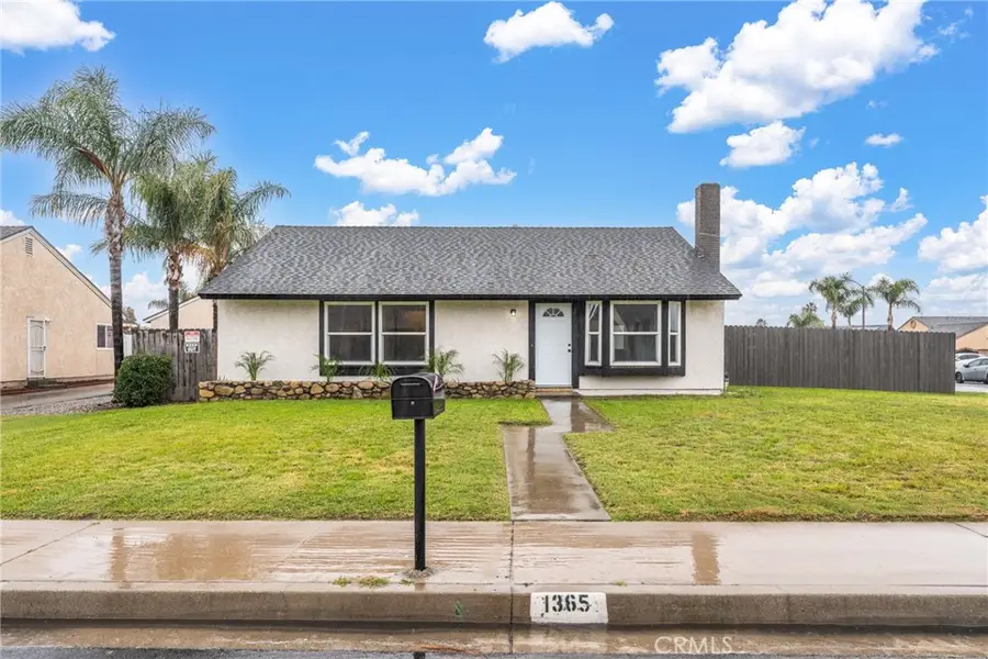 1365 W Etiwanda Avenue, Rialto, CA 92376 - #2