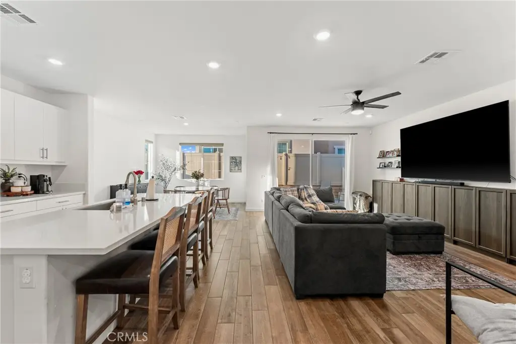 16724 Grapefruit, Fontana, CA 92336 - #1