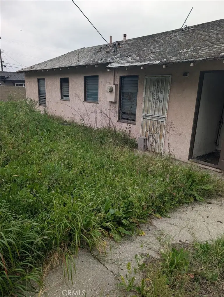 2430 W Bennett, Compton, CA 90220 - #2