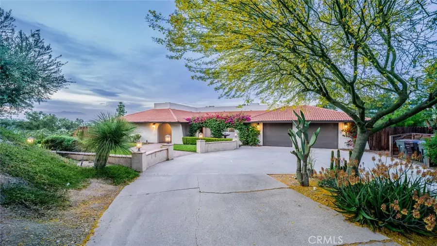 5300 Via San Jacinto, Riverside, CA 92506 - #3