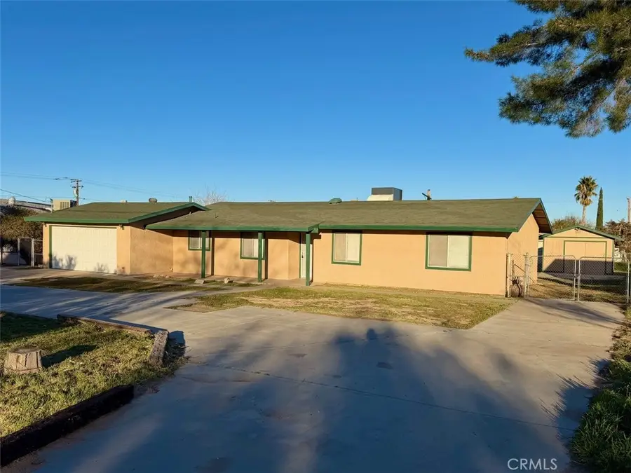 10401 Victor, Hesperia, CA 92345 - #2