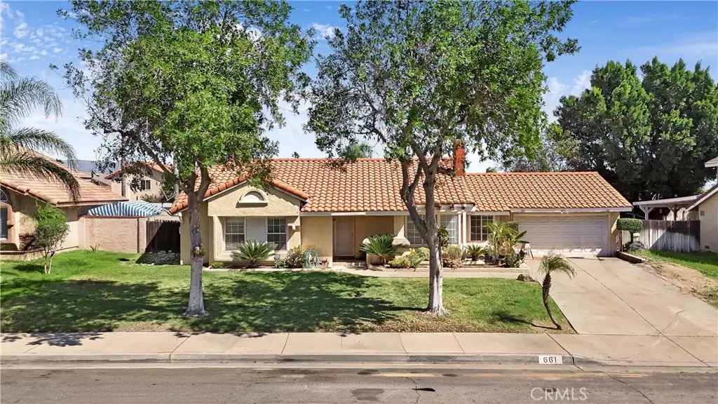 661 N Larch, Rialto, CA 92376 - #1