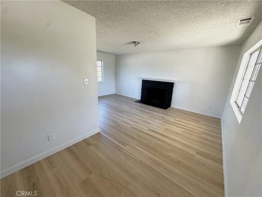 8705 Pembroke Avenue, Riverside, CA 92503 - #2