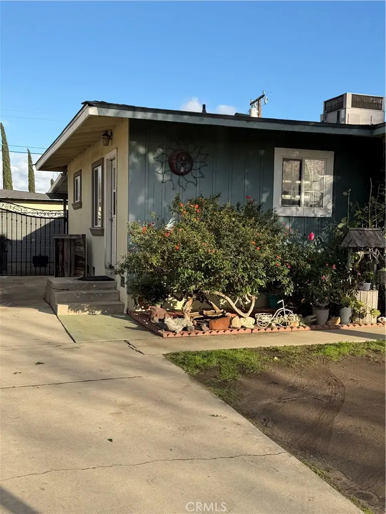 451 N Oakdale, Rialto, CA 92376 - #1