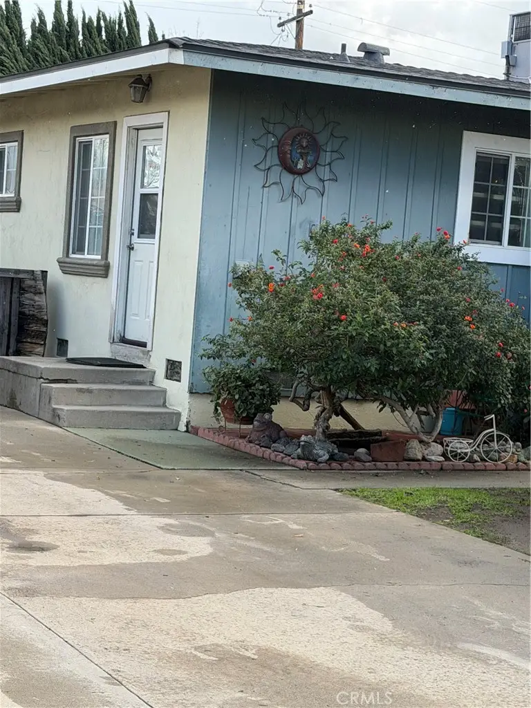 451 N Oakdale, Rialto, CA 92376 - #3