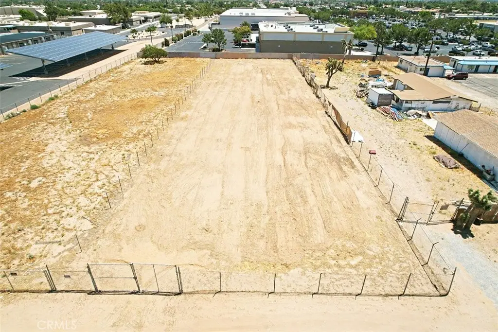 25 Tamarisk Avenue, Hesperia, CA 92345 - #1
