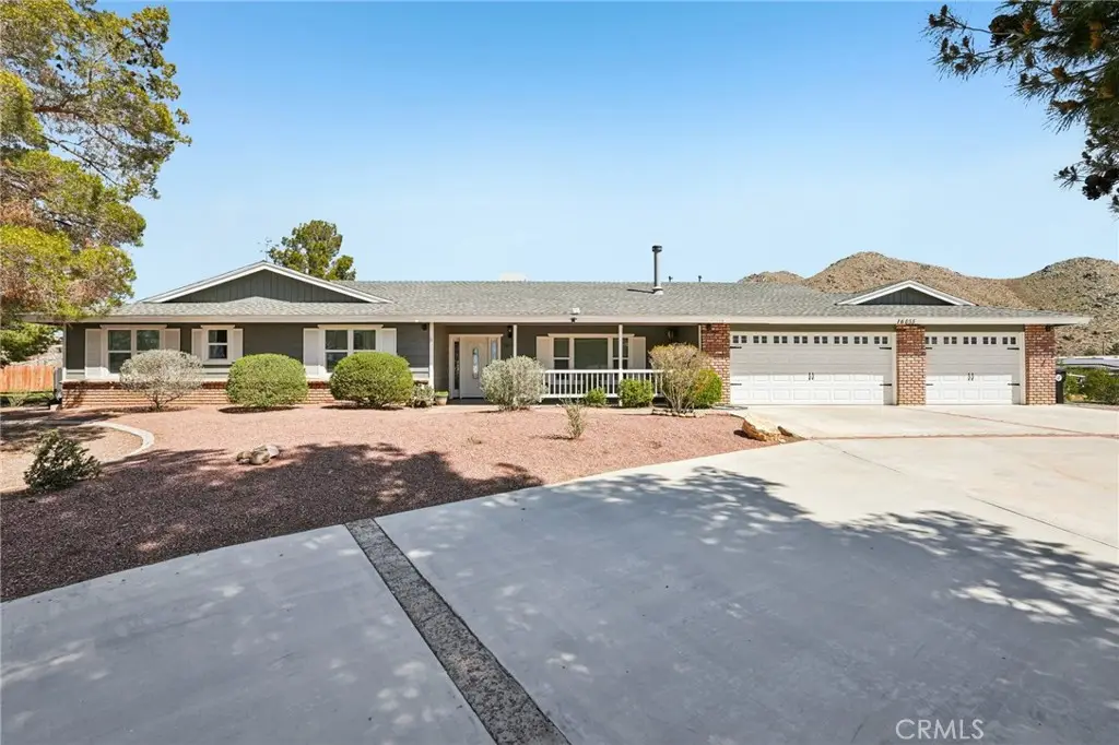 16055 Saint Timothy Road, Apple Valley, CA 92307 - #1