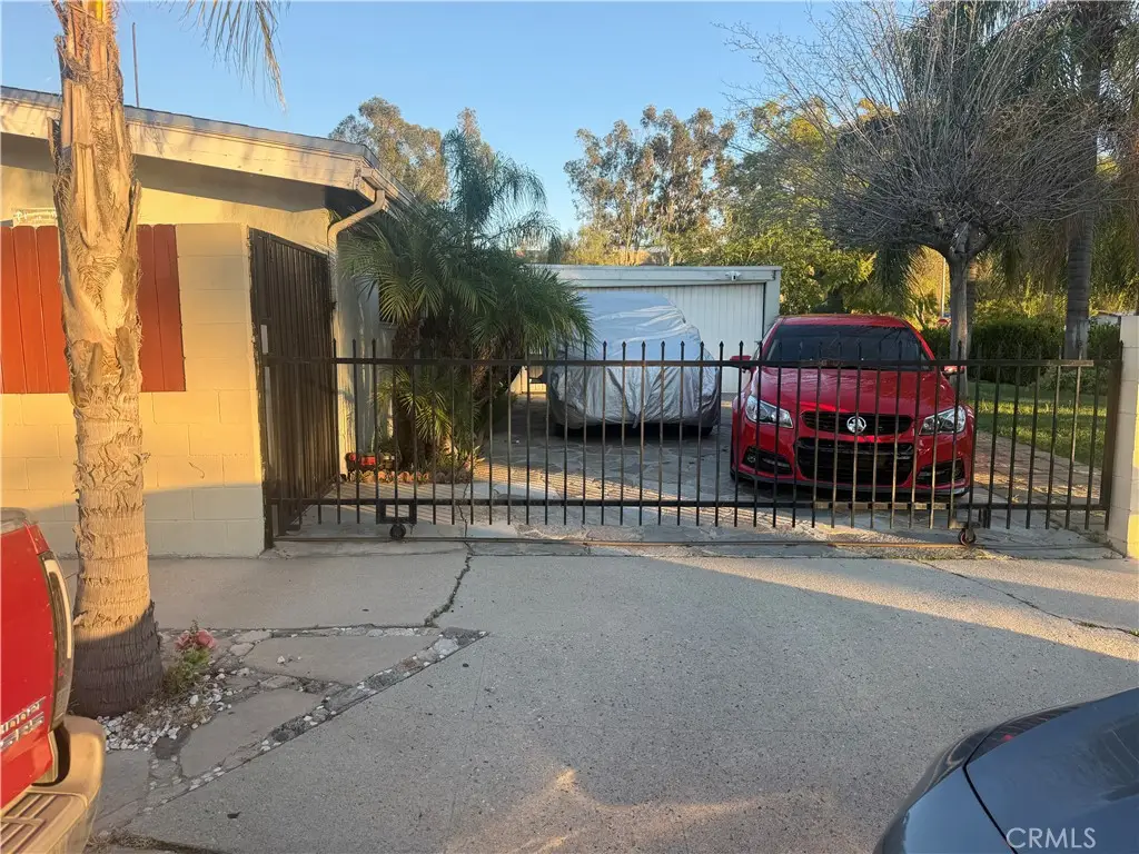 11930 Bromont, Pacoima, CA 91331 - #1