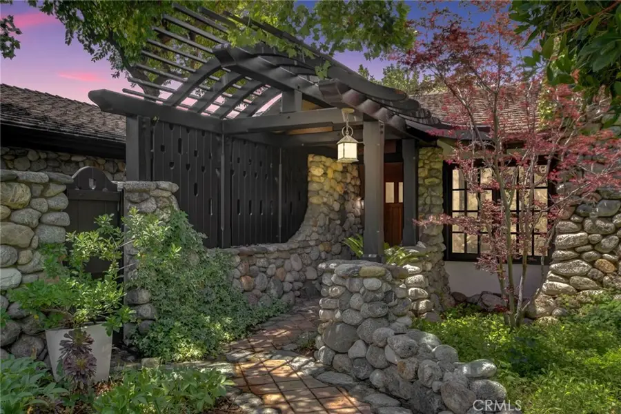 2293 Bonnie Brae, Claremont, CA 91711 - #3