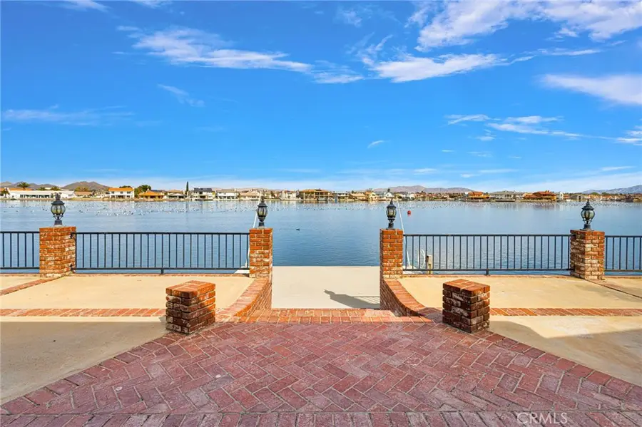 18063 Mariner Drive, Victorville, CA 92395 - #2