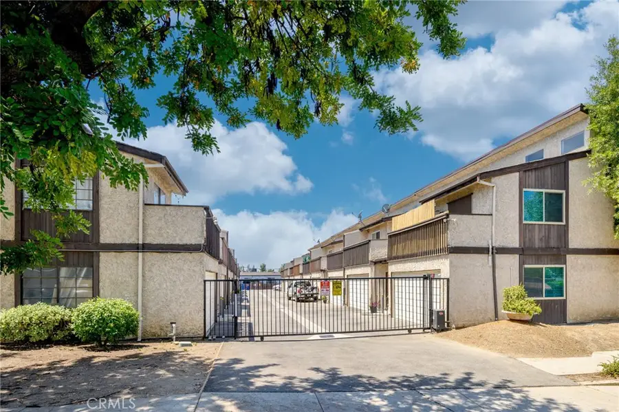 3827 W Avenue 41, Los Angeles, CA 90065 - #2