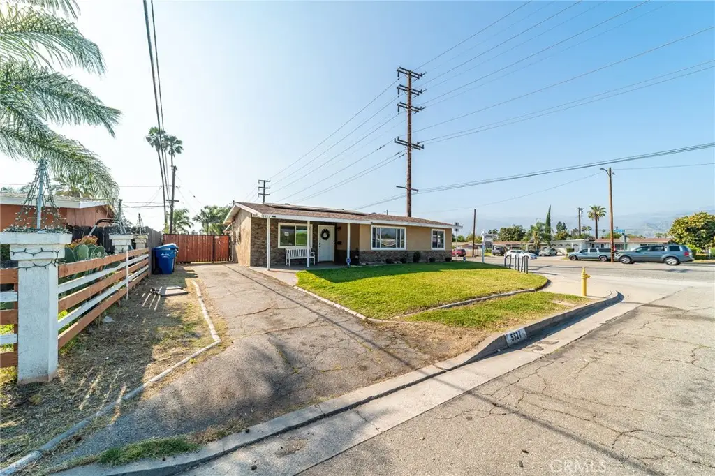 5527 N Fenimore Avenue, Azusa, CA 91702 - #1