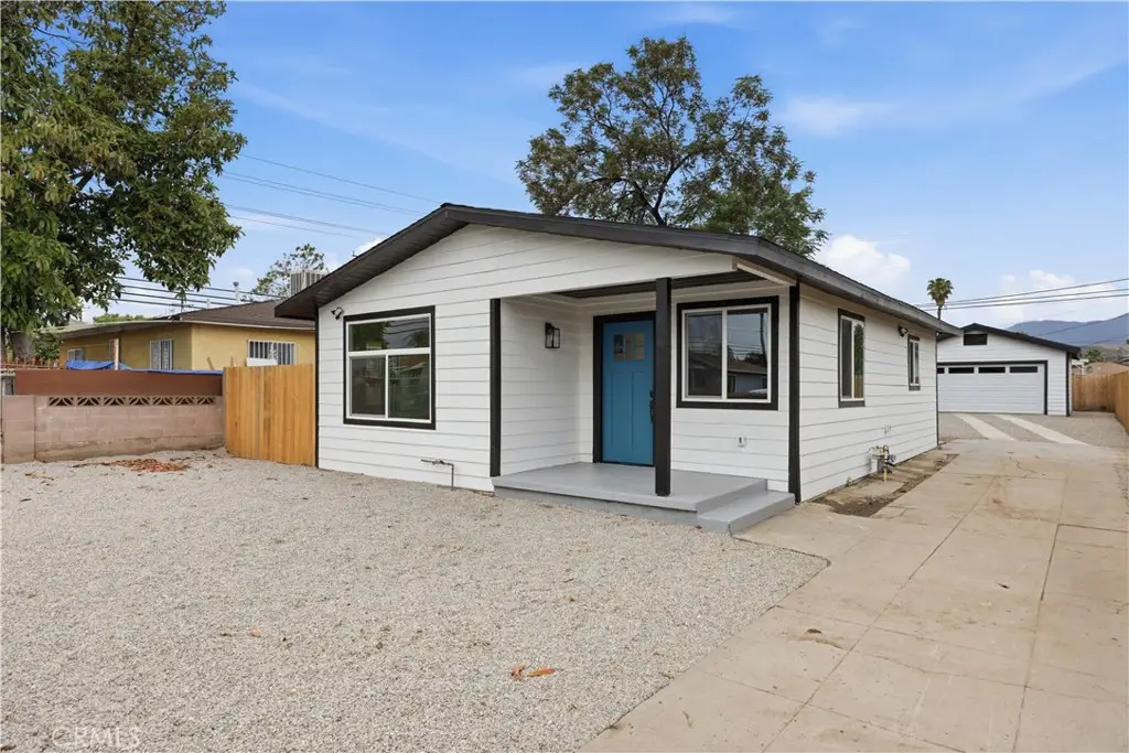 1094 W Evans, San Bernardino, CA 92411 - #1