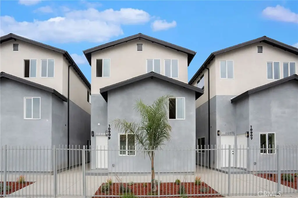 10909 S Main Street, Los Angeles, CA 90061 - #1