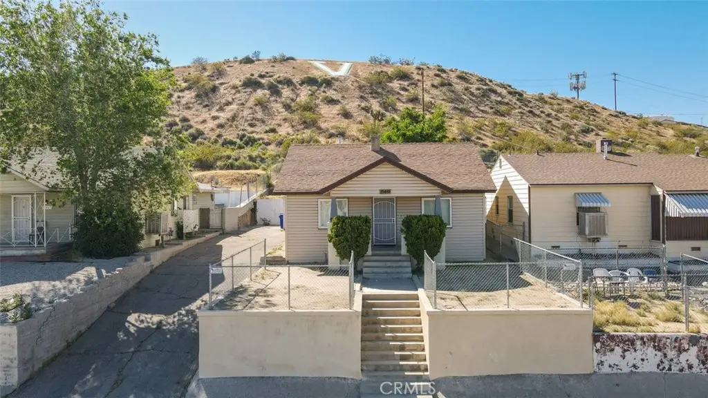 15461 Hesperia Road, Victorville, CA 92395 - #1