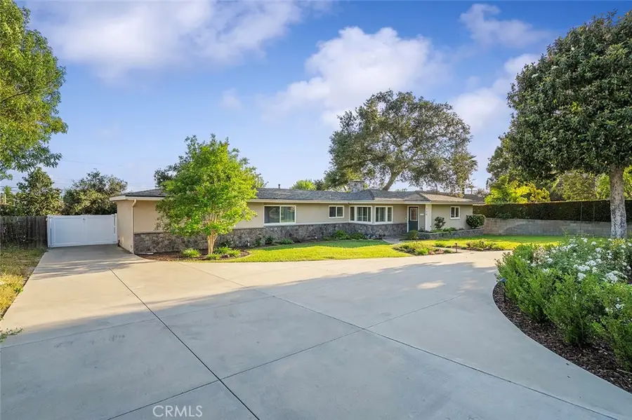 726 E Sierra Madre Avenue, Glendora, CA 91741 - #3