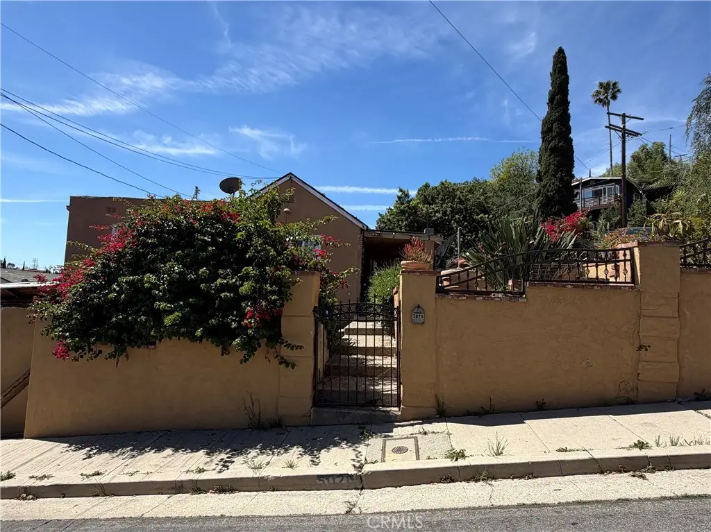 5026 Chester, Los Angeles, CA 90032 - #1