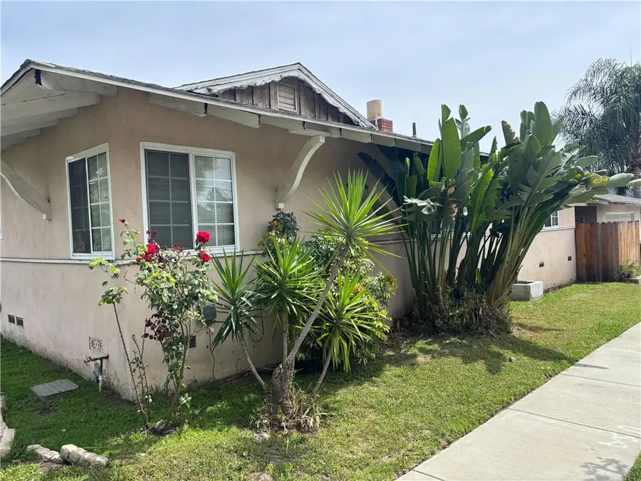 206 E Fig Avenue, Monrovia, CA 91016 - #3