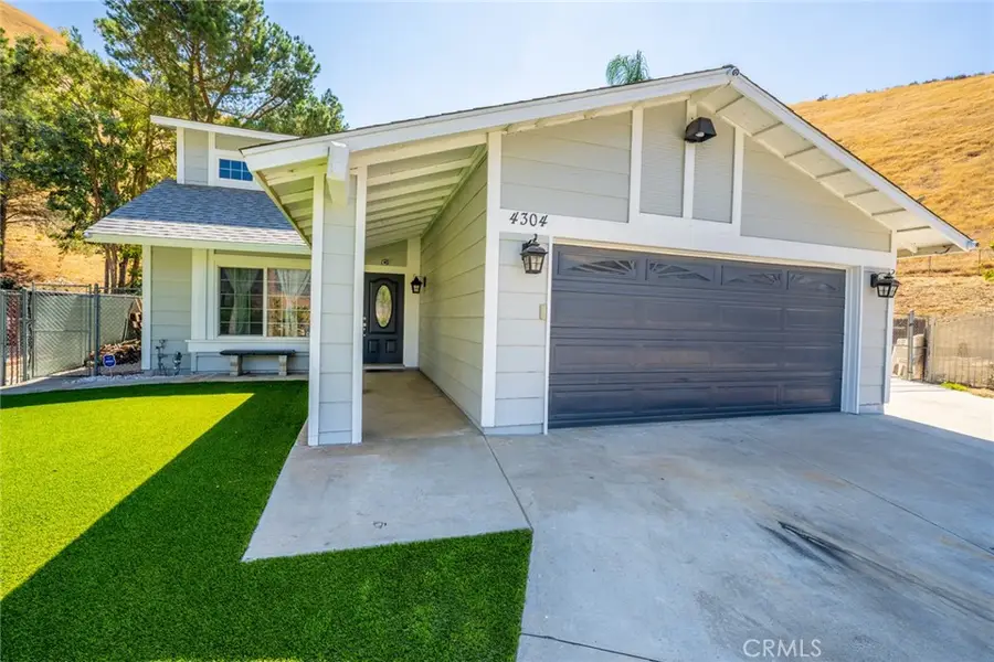 4304 Whitney Drive, San Bernardino, CA 92407 - #3