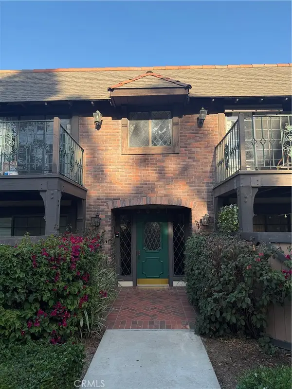 3631 S Bear St #H, Santa Ana, CA 92704