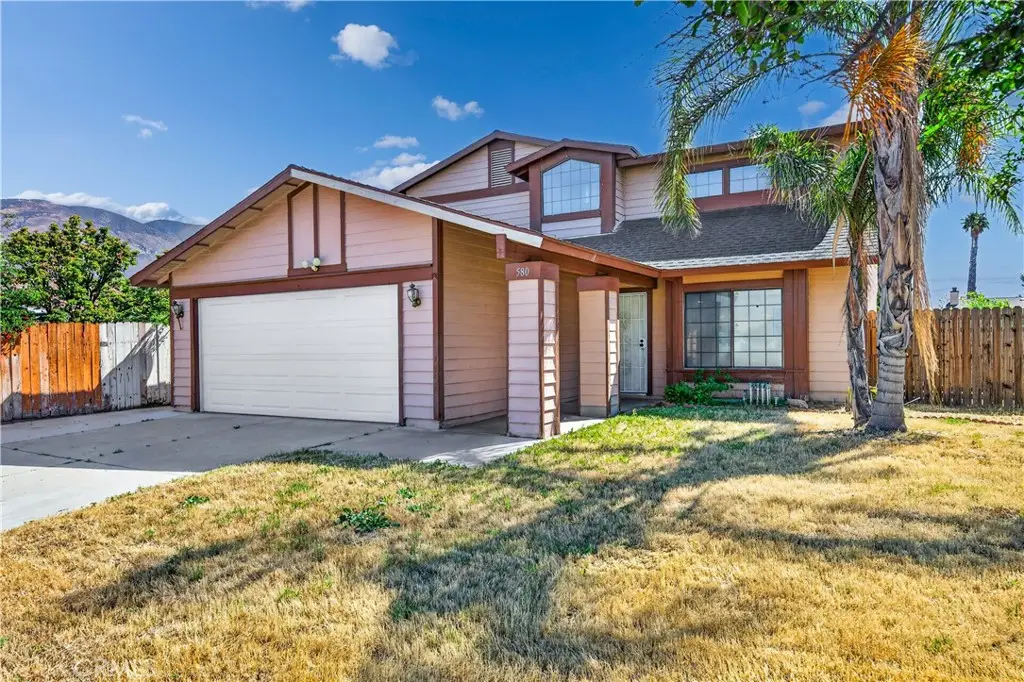 580 Wimbledon, San Jacinto, CA 92583 - #1