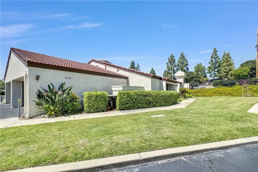 451 Corte Rojo, Upland, CA 91786 - #3