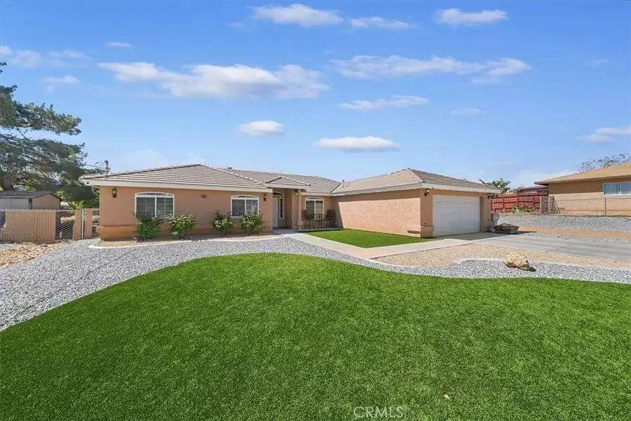 16461 Fremontia, Hesperia, CA 92345 - #3