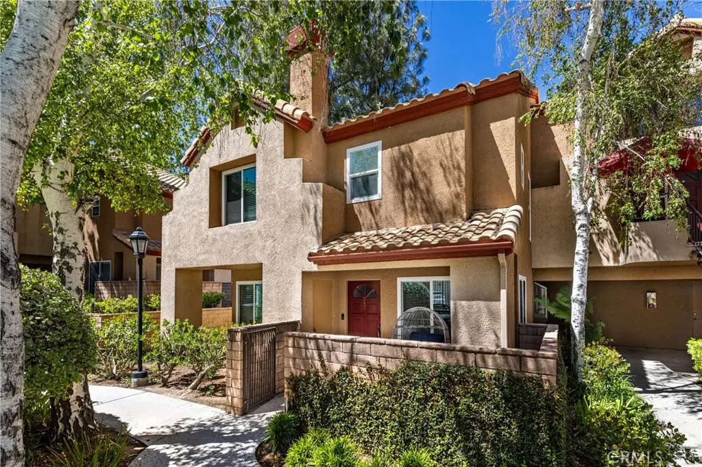 22701 Copper Hill #33, Saugus, CA 91350 - #1