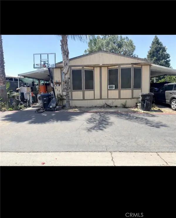 1097 N State #517, Hemet, CA 92543