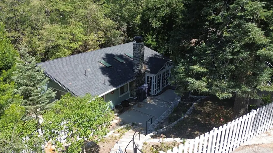 1076 Calanda, Crestline, CA 92325 - #2