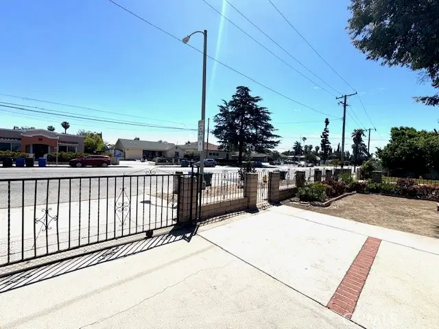 1535 S Towne Avenue, Pomona, CA 91766 - #3