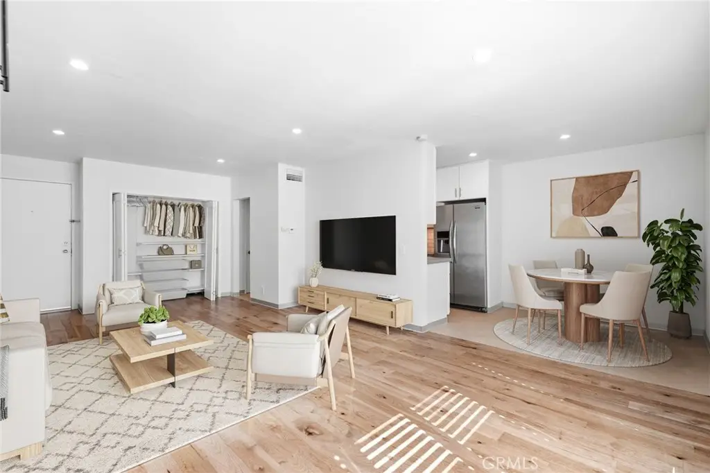 1735 N Fuller Ave #330, Los Angeles, CA 90046 - #1